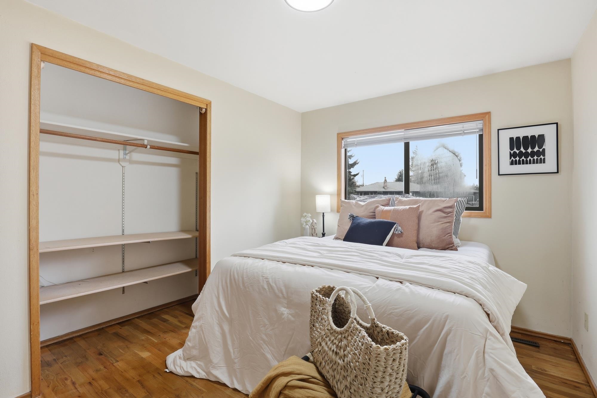 2215 East 58th Court Spokane, WA 99223 - Photo 18 of 49