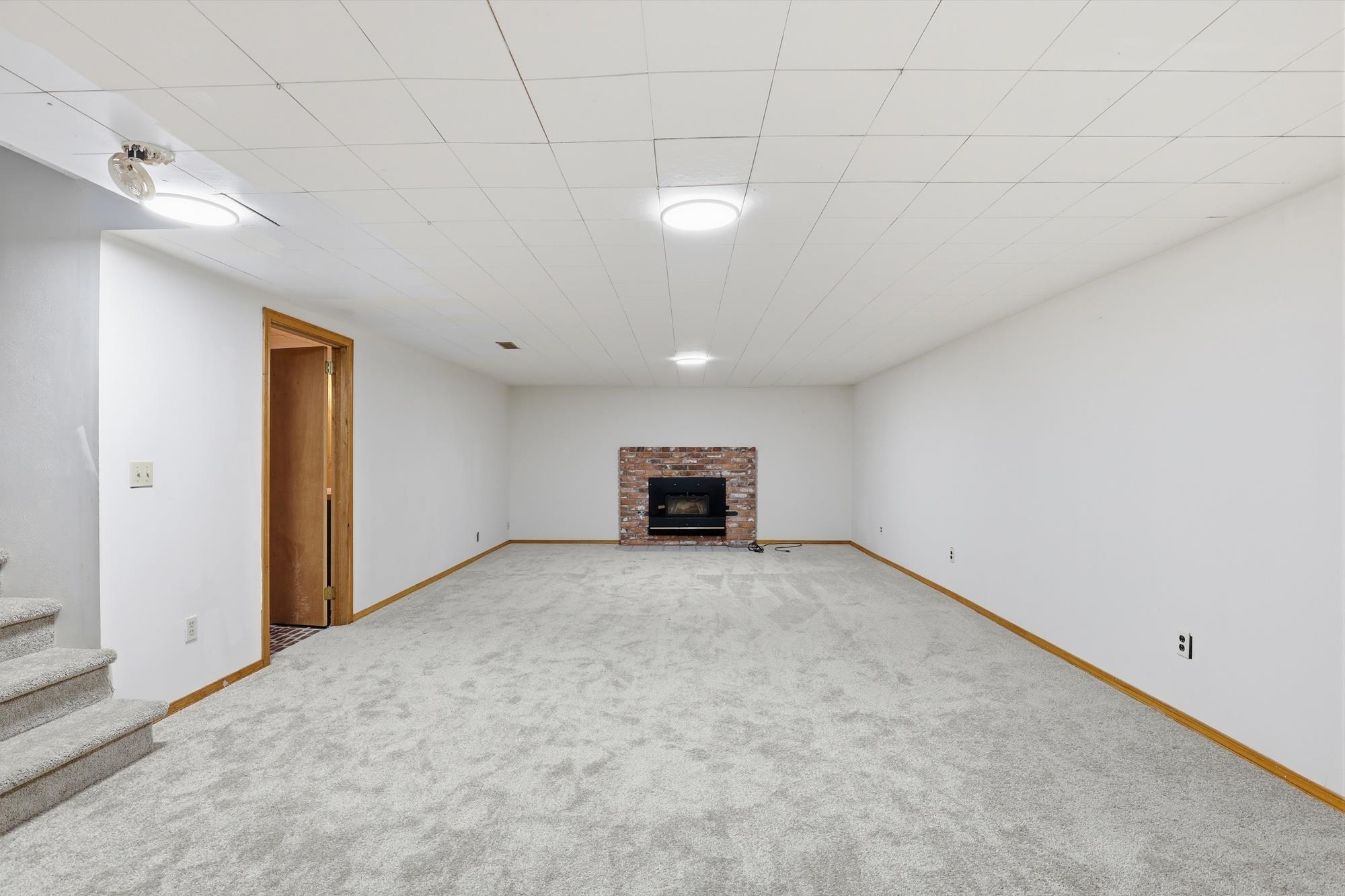 2215 East 58th Court Spokane, WA 99223 - Photo 25 of 49