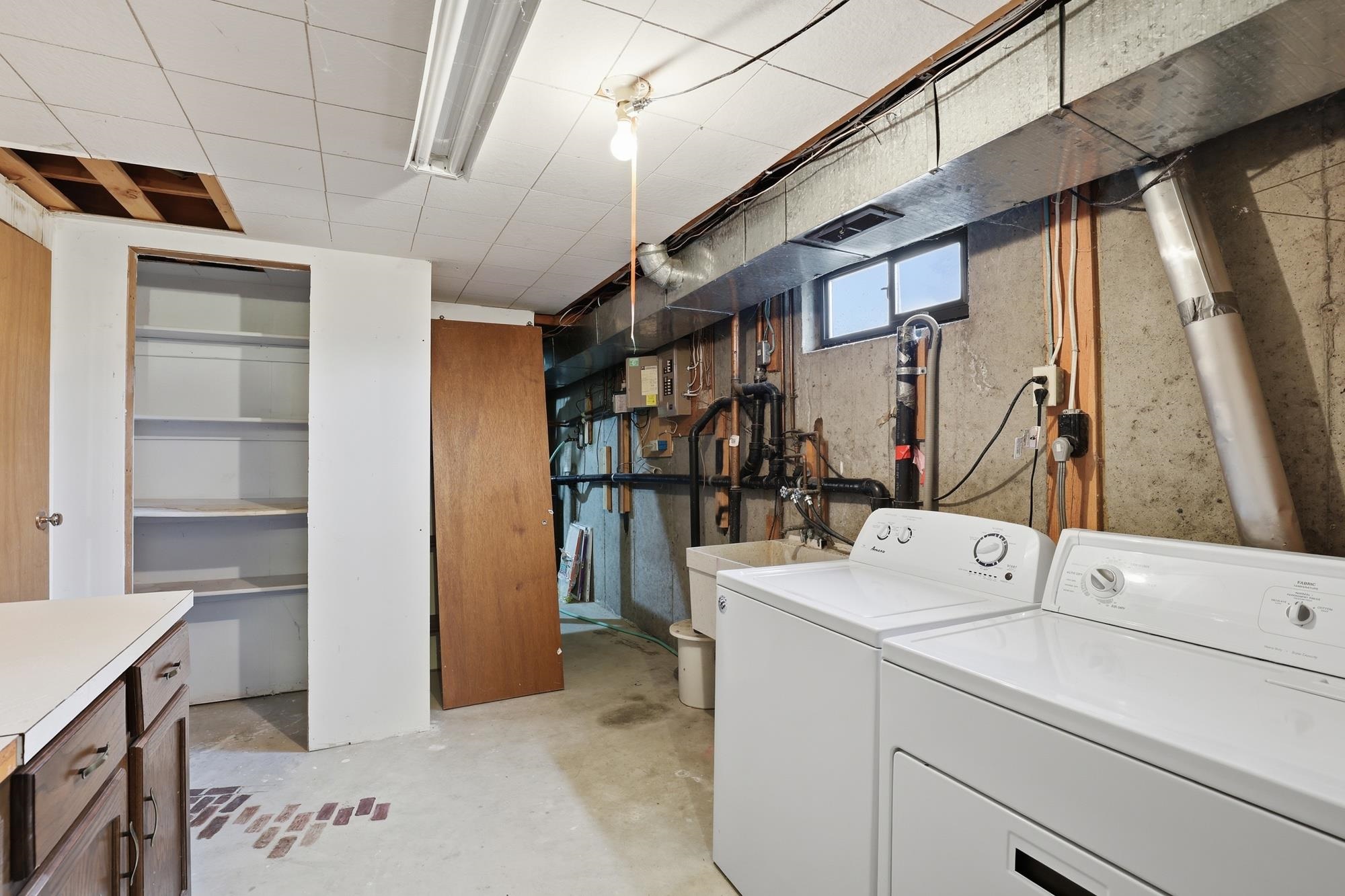 2215 East 58th Court Spokane, WA 99223 - Photo 32 of 49