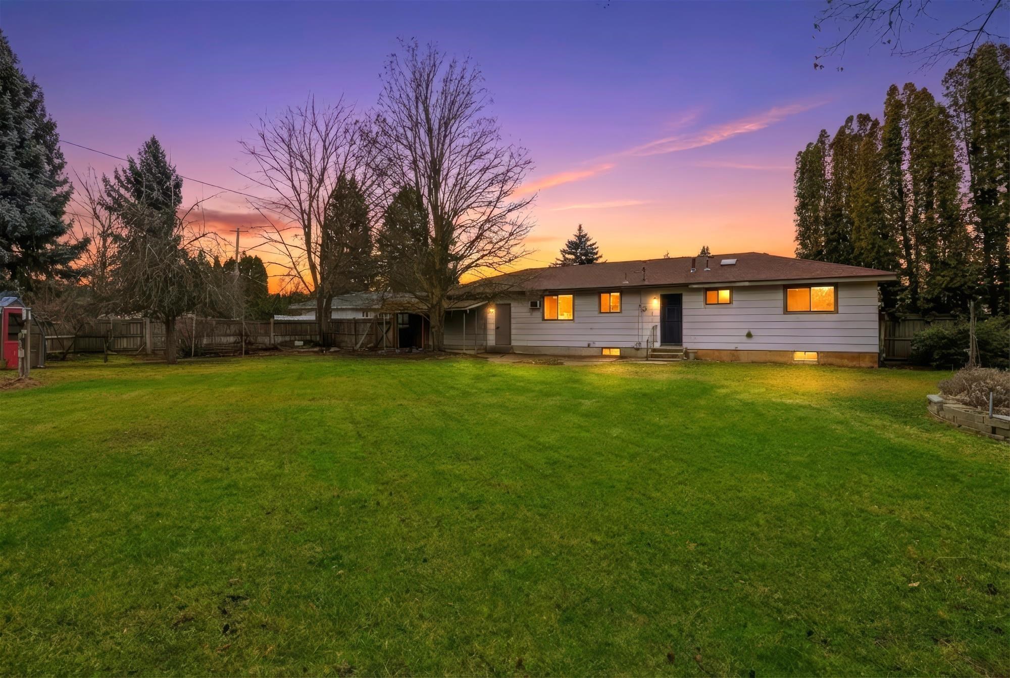 2215 East 58th Court Spokane, WA 99223 - Photo 41 of 49