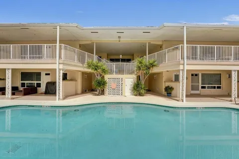 $609,000 | 2866 Northeast 30th Street, Unit 9, Fort Lauderdale, FL 33306