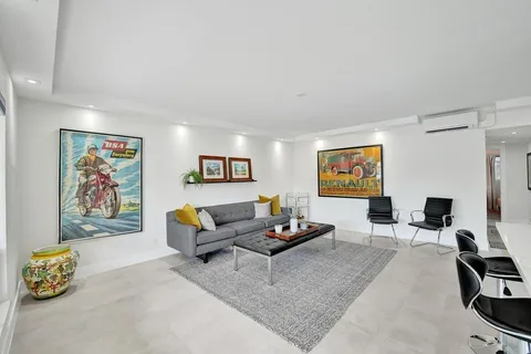 $609,000 | 2866 Northeast 30th Street, Unit 9, Fort Lauderdale, FL 33306