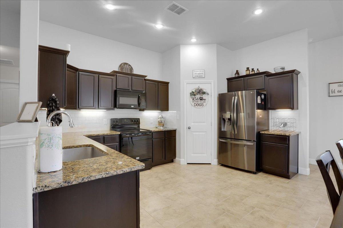 3619 Ridgely Avenue Lubbock, TX 79407 - Photo 8 of 28 Photo 8