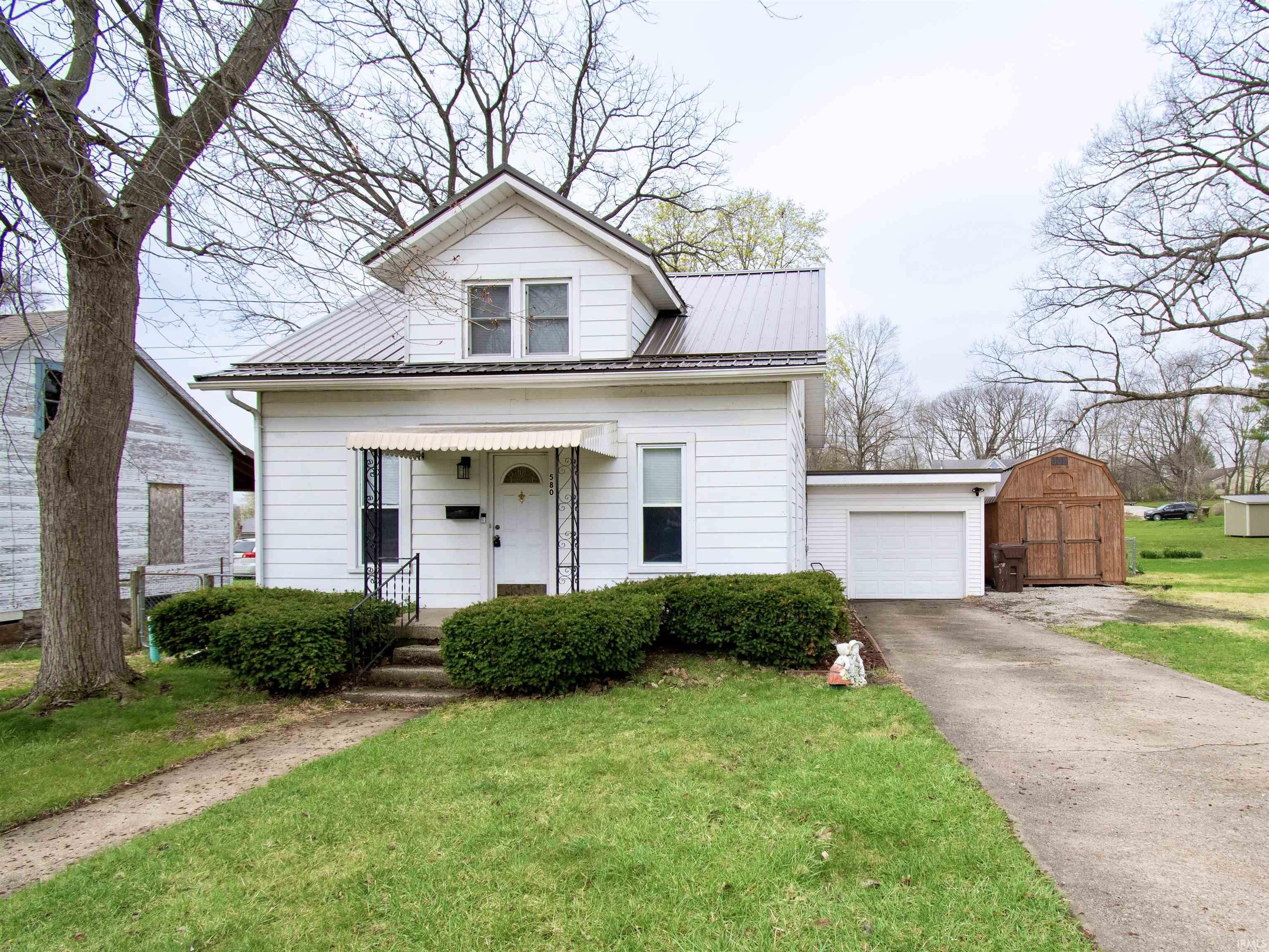 580 Delaware Street Wabash, IN 46992 - Photo 2 of 29