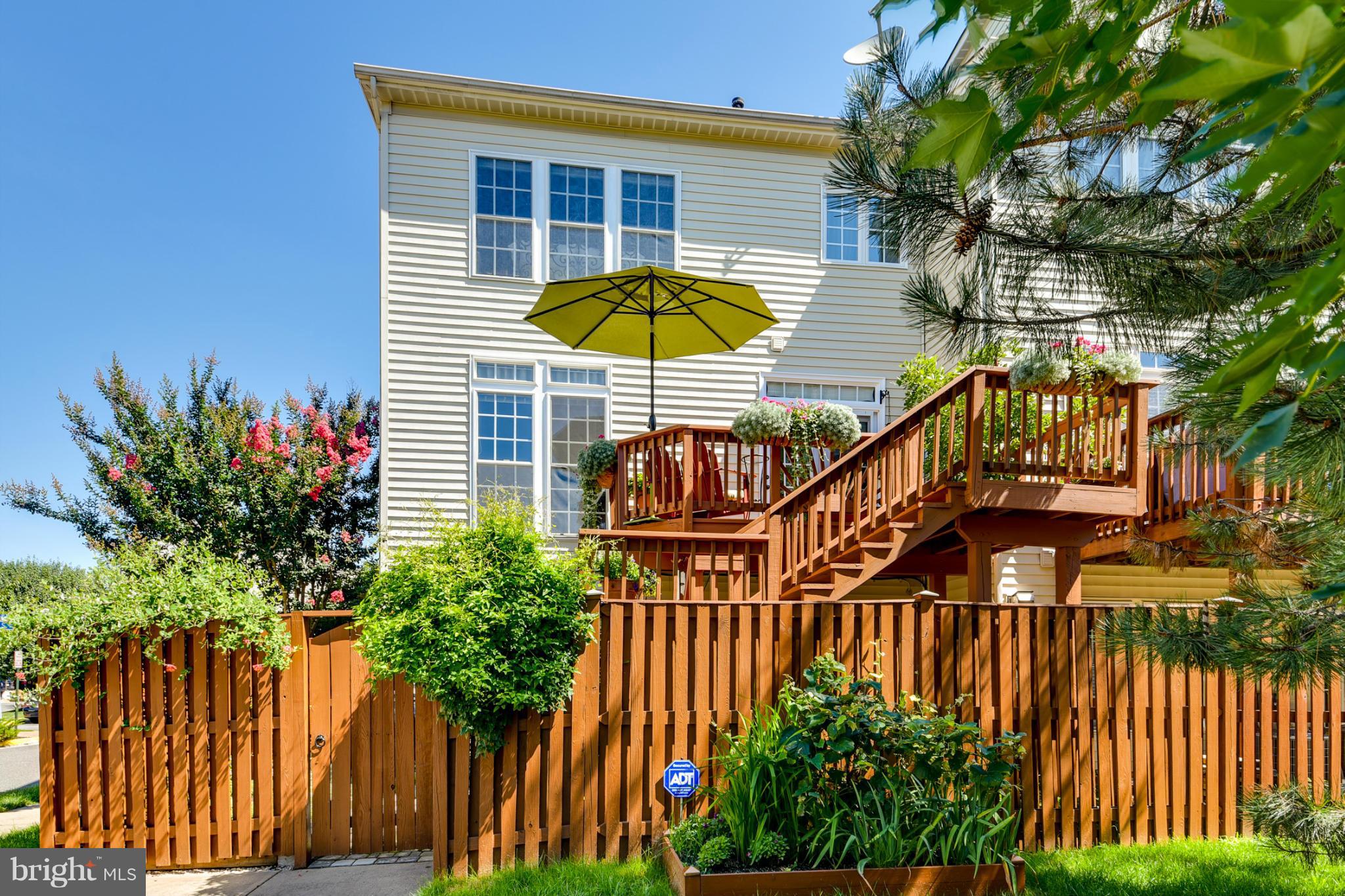 6481 Topsails Lane Springfield, VA 22150 - Photo 27 of 30 View of Rear of Home with deck