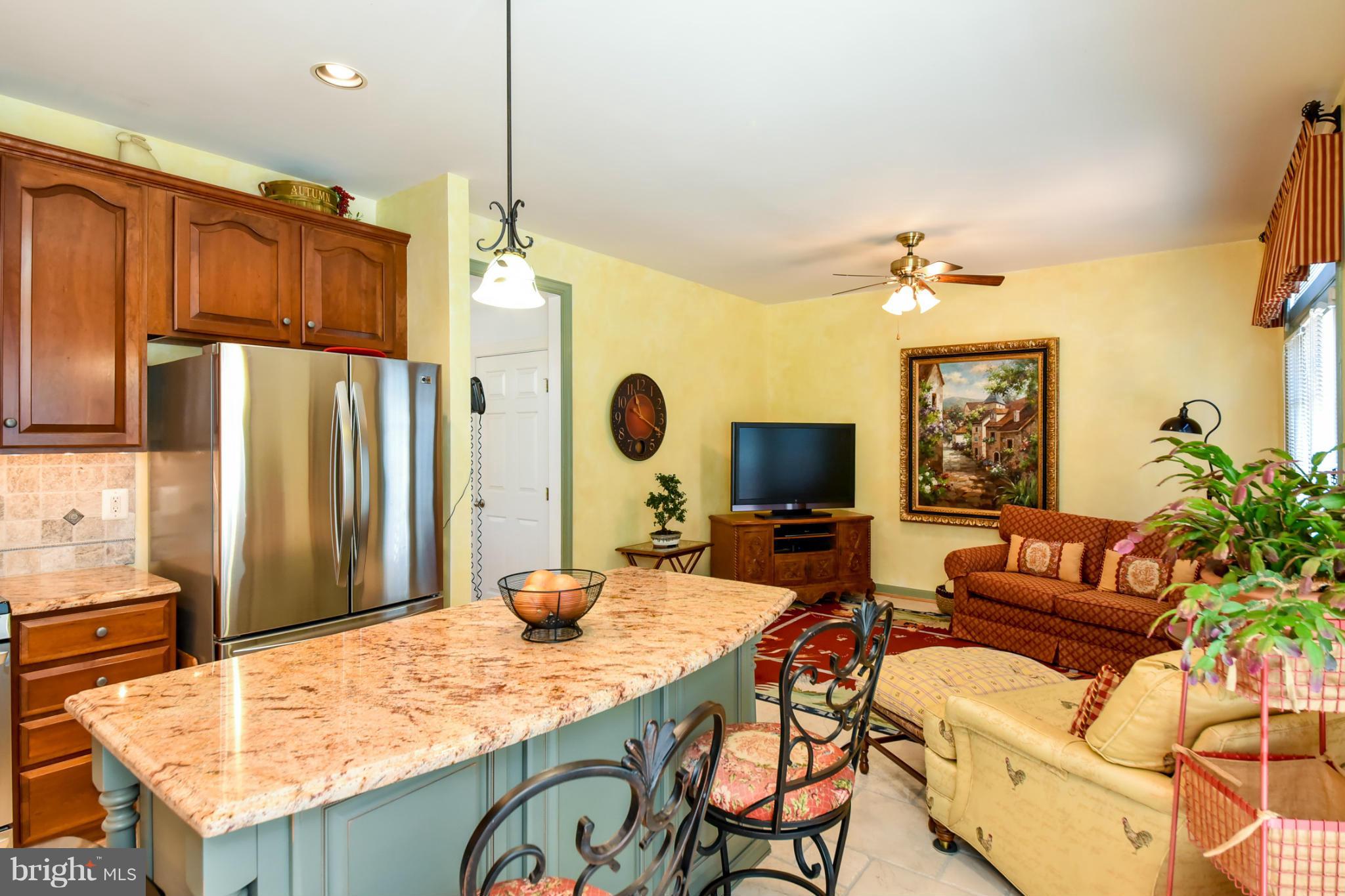 6481 Topsails Lane Springfield, VA 22150 - Photo 5 of 30 Kitchen