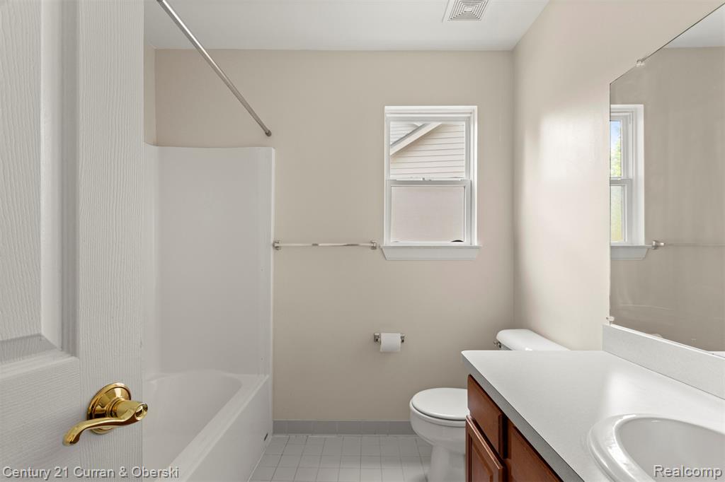 3444 Ashburnam Road Ann Arbor, MI 48105 - Photo 23 of 37