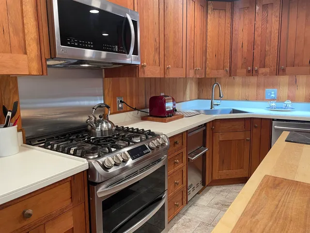 $650,000 | 3630 Highway 103, Chester, VT 05143