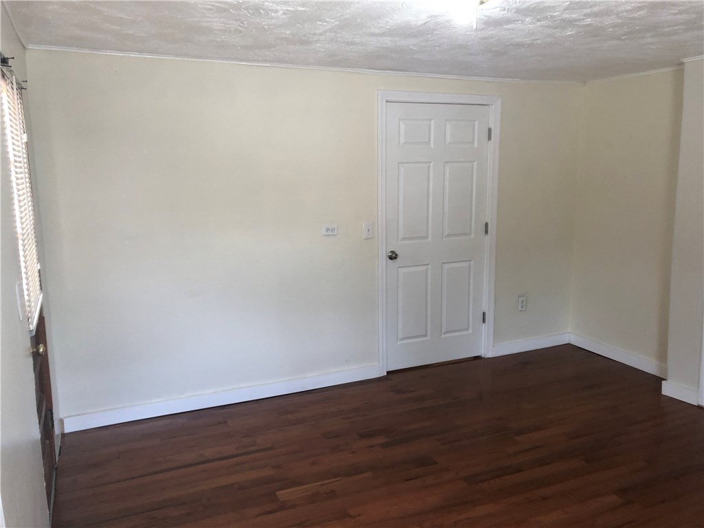 147 Read Avenue Coventry, RI 02816 - Photo 11 of 17 Gallery Image 11