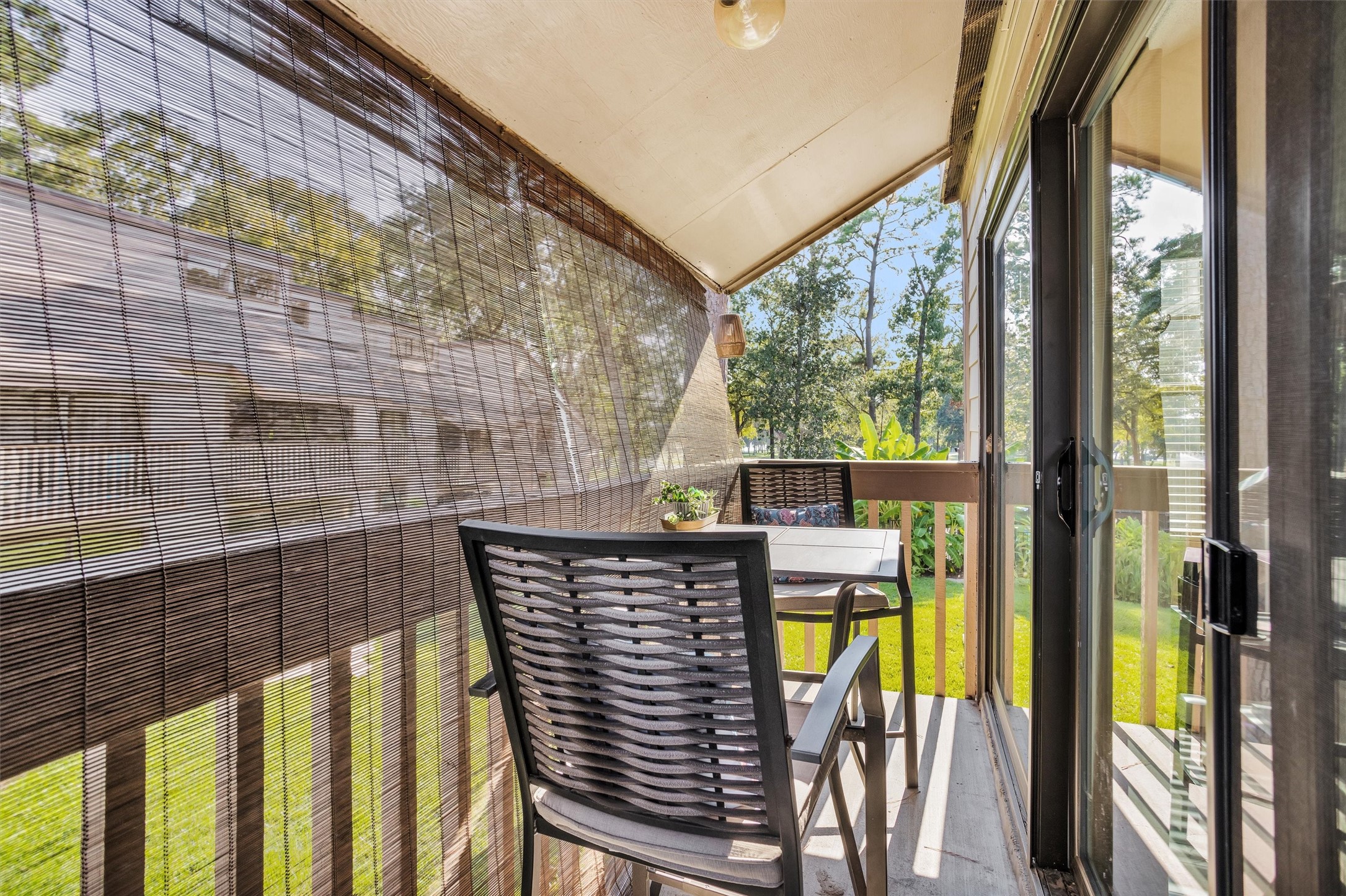 12900 Walden Road, Unit 814H Montgomery, TX 77356 - Photo 26 of 39 Great patio with view of the golf course, water and pool