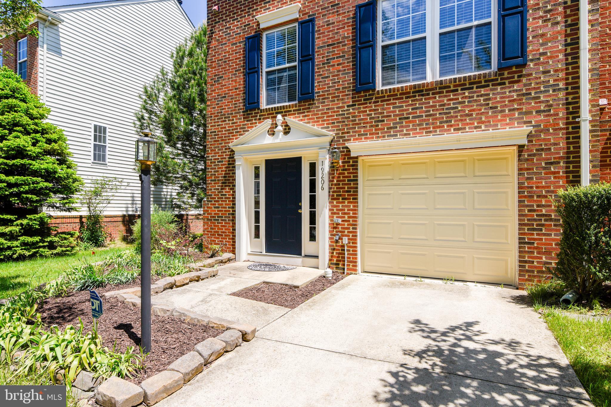 19206 Sweig Terrace Leesburg, VA 20176 - Photo 3 of 84 Private garage and driveway