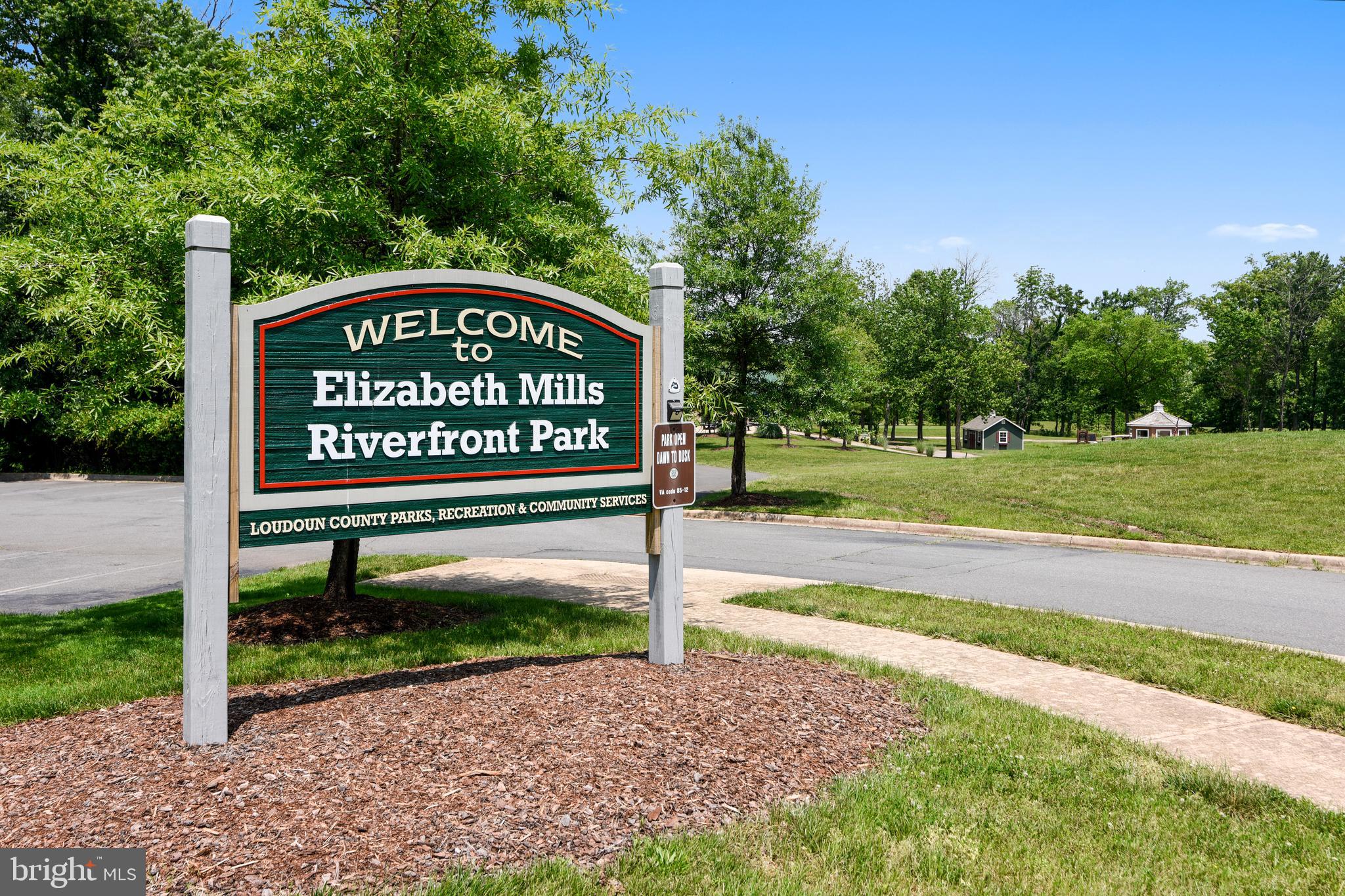 19206 Sweig Terrace Leesburg, VA 20176 - Photo 59 of 84 Fun parls