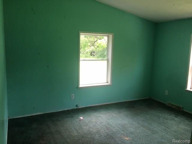 1425 Minnesota Road Troy, MI 48083 - Photo 13 of 19 IMG_7673.JPG