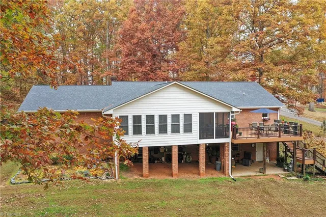 $499,900 | 176 Forest Meadow Lane, Clemmons, NC 27012