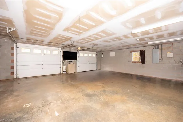 $499,900 | 176 Forest Meadow Lane, Clemmons, NC 27012