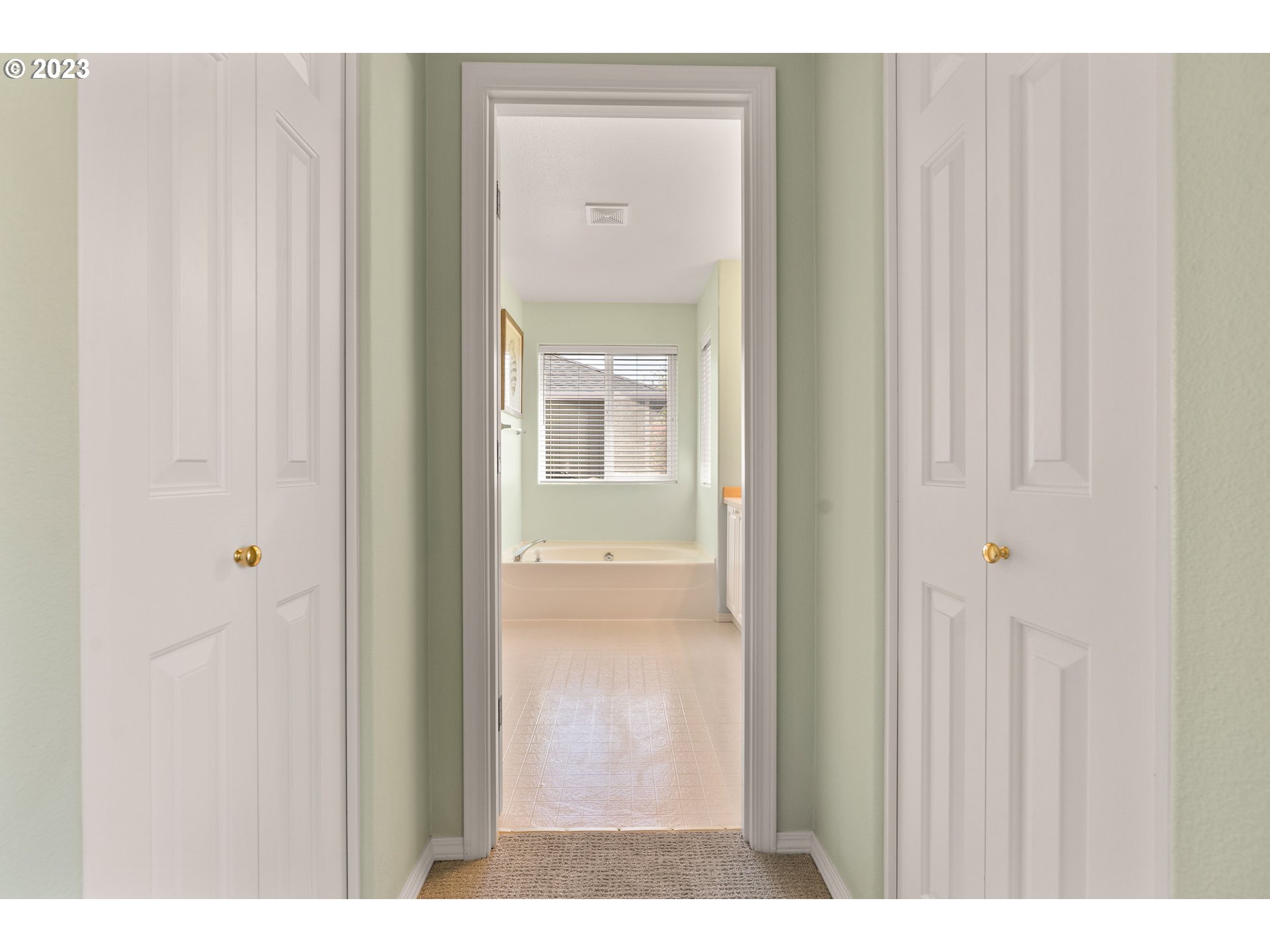 15834 Northwest Rondos Drive Portland, OR 97229 - Photo 24 of 41 Gallery Image 24