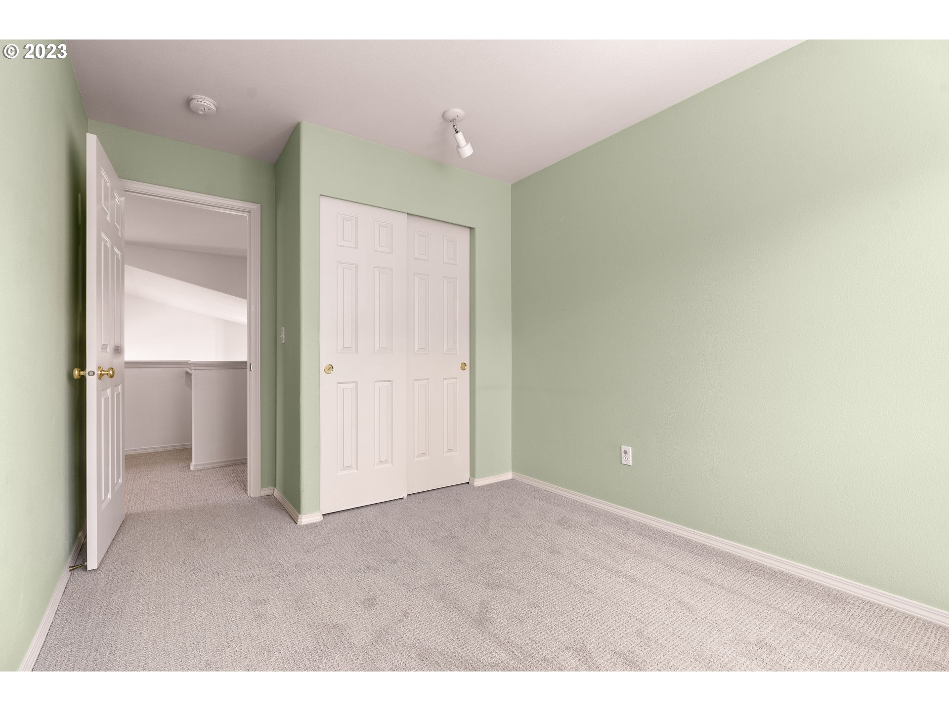 15834 Northwest Rondos Drive Portland, OR 97229 - Photo 27 of 41 Gallery Image 27