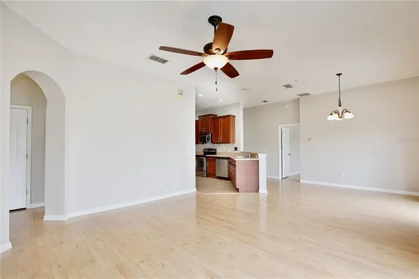 $2,095 | 10710 Dawson Lily Way, Unit 38A, Orlando, FL 32832