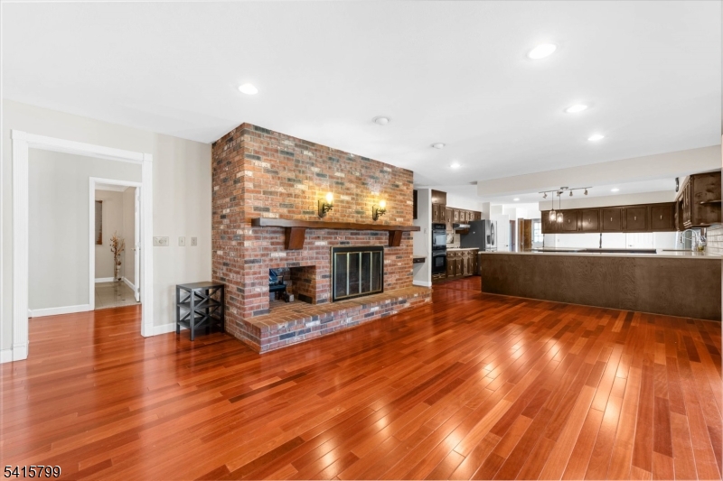 300 Old York Road Flemington, NJ 08822 - Photo 11 of 32