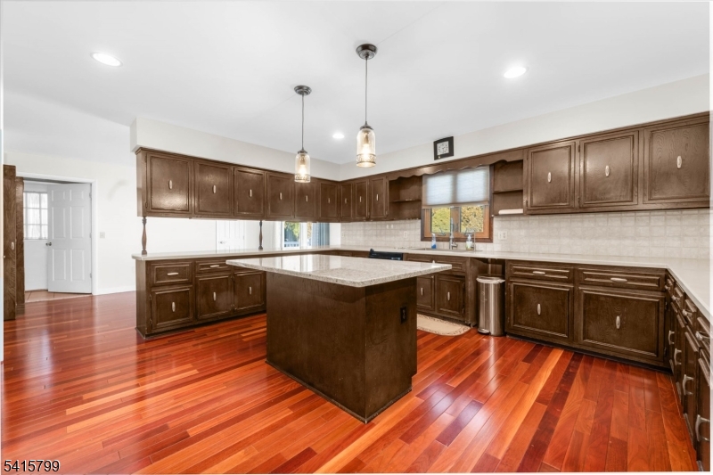 300 Old York Road Flemington, NJ 08822 - Photo 5 of 32