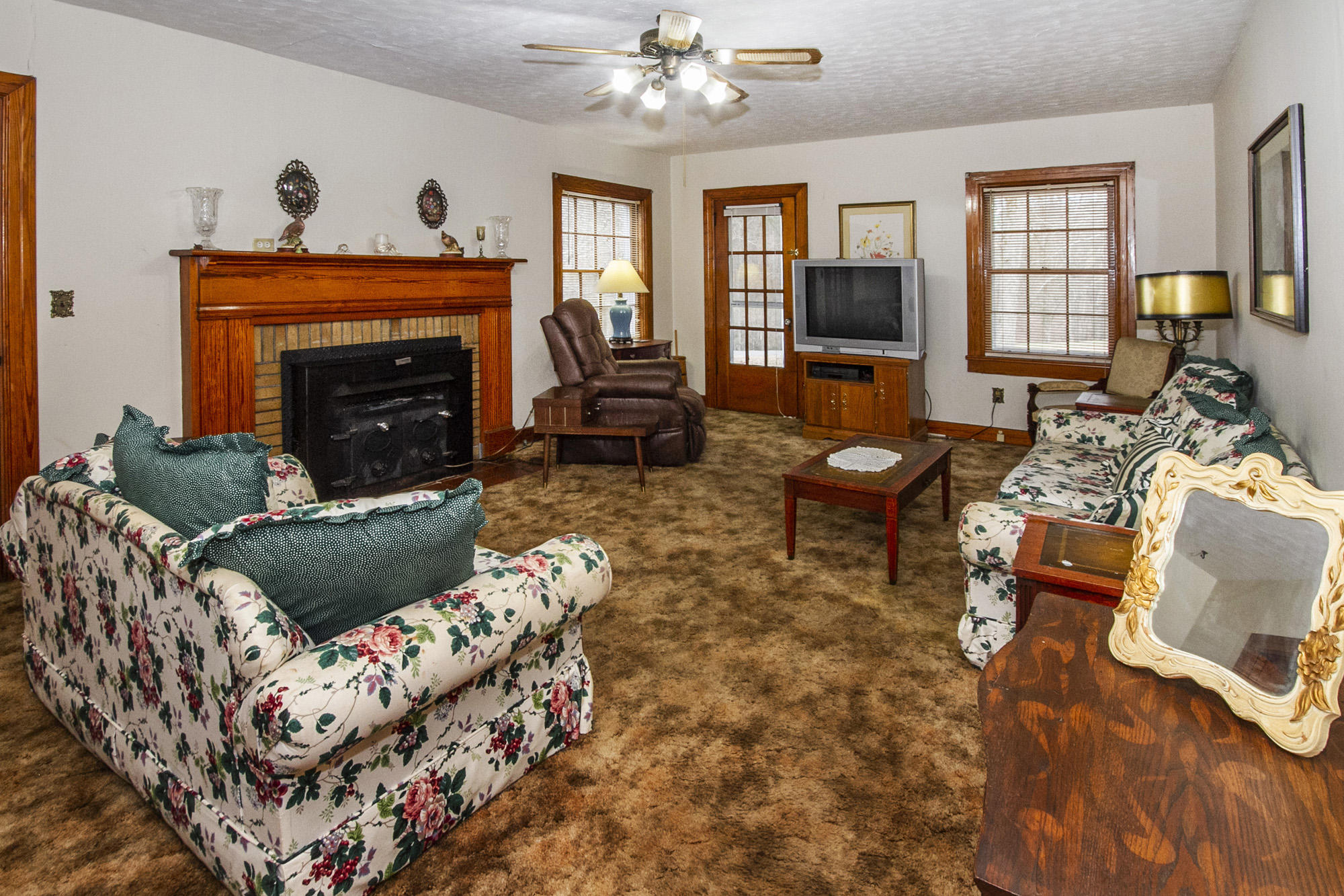 1459 Roberson Spring Road Loudon, TN 37774 - Photo 7 of 35 IMG_0009