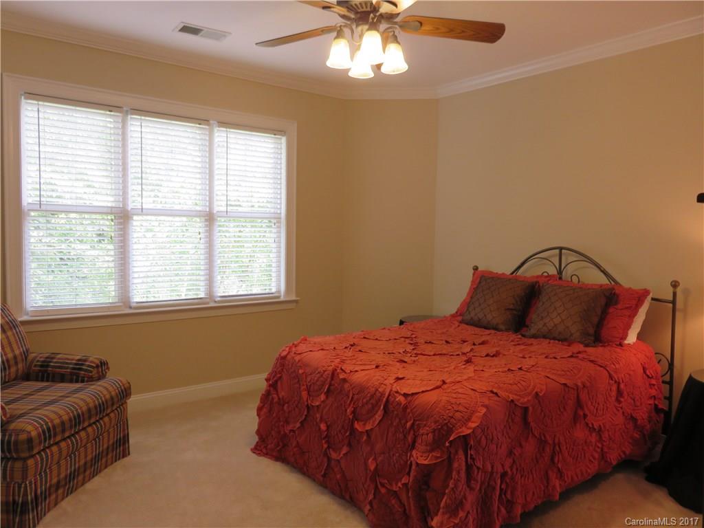 5601 Fairview Road Charlotte, NC 28209 - Photo 11 of 21