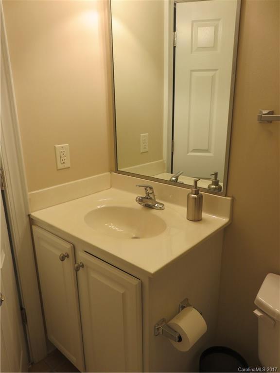 5601 Fairview Road Charlotte, NC 28209 - Photo 16 of 21