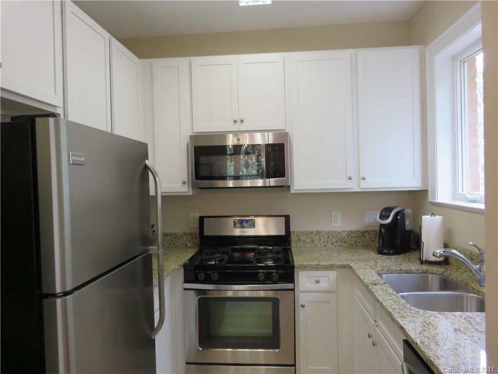 5601 Fairview Road Charlotte, NC 28209 - Photo 7 of 21