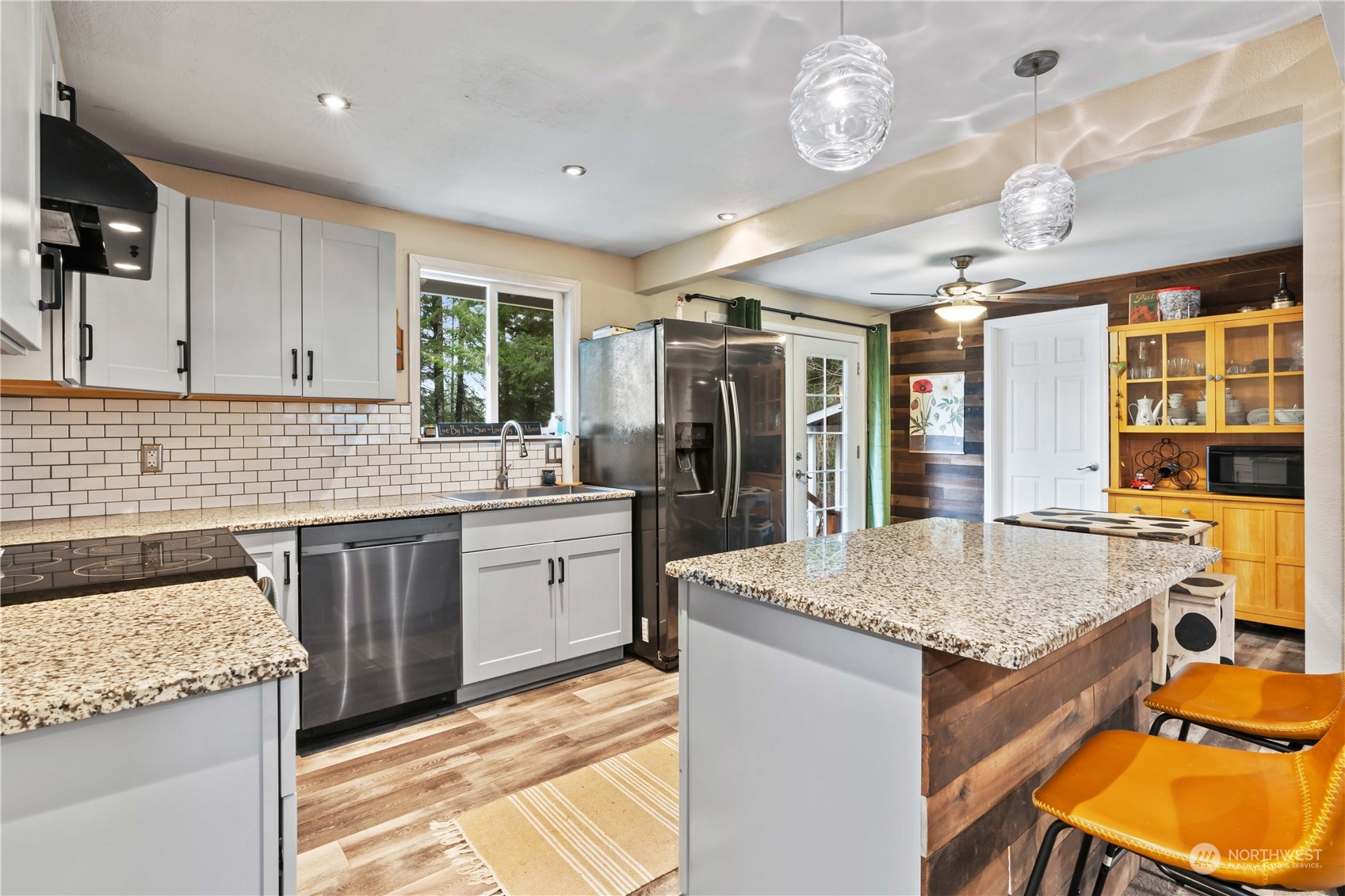 33 Strawberry Hill Road Elma, WA 98541 - Photo 11 of 30 Gallery Image 11
