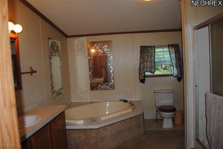 9513 Darrow Road Huron, OH 44839 - Photo 4 of 4