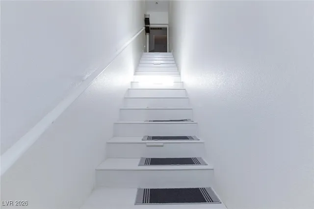 $275,000 | 9975 Peace Way, Unit 2138, Las Vegas, NV 89147