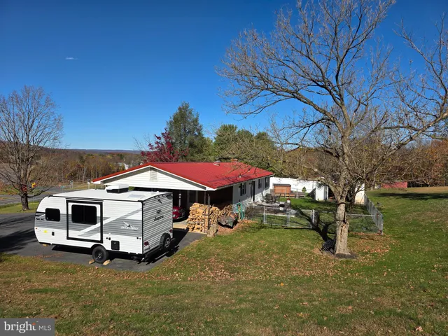 $350,000 | 951 Johnsons Mill Road, Berkeley Springs, WV 25411