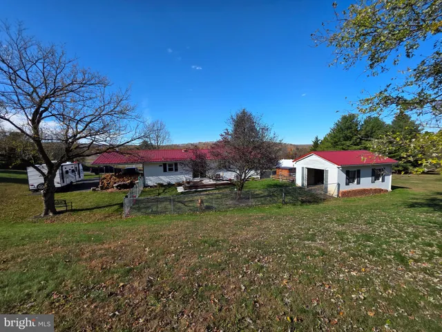 $350,000 | 951 Johnsons Mill Road, Berkeley Springs, WV 25411