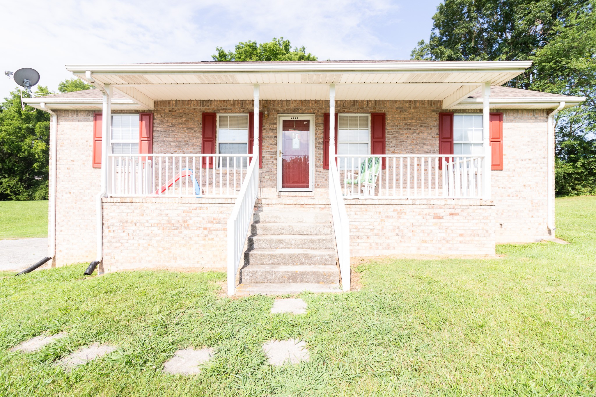2503 Queen Anne Court Springfield, TN 37172 - Photo 2 of 30 Gallery Image 2
