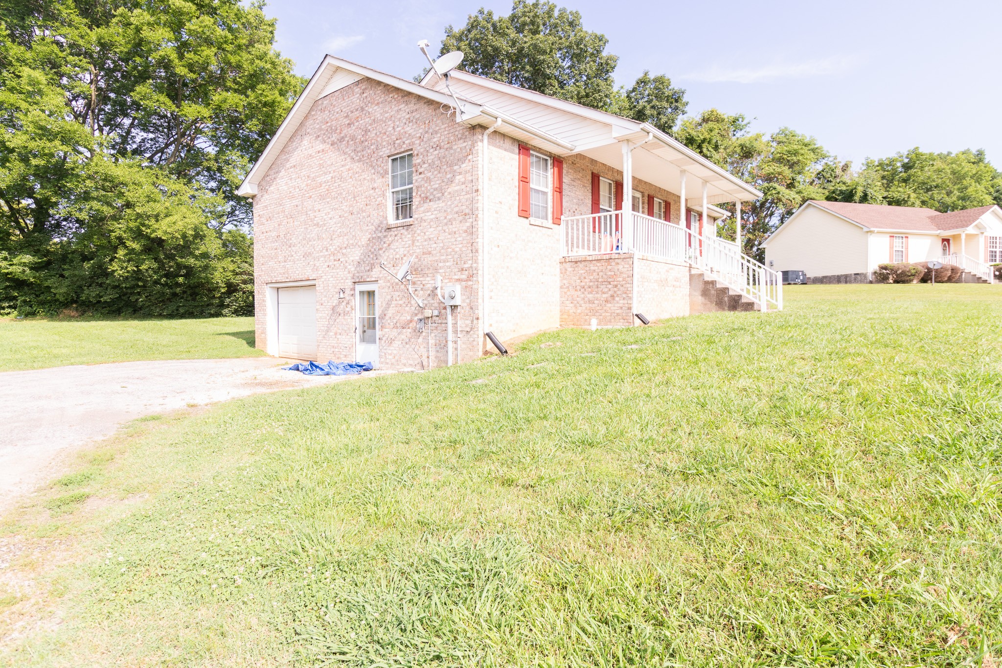 2503 Queen Anne Court Springfield, TN 37172 - Photo 3 of 30 Gallery Image 3