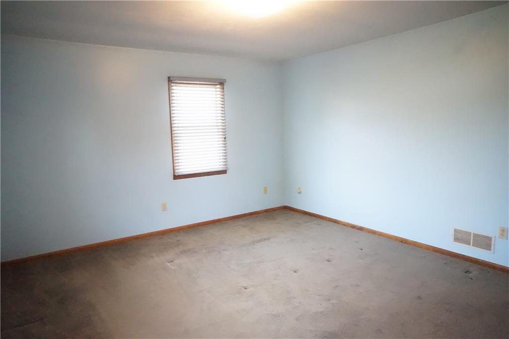 492 Whitestown Road Butler, PA 16001 - Photo 12 of 24