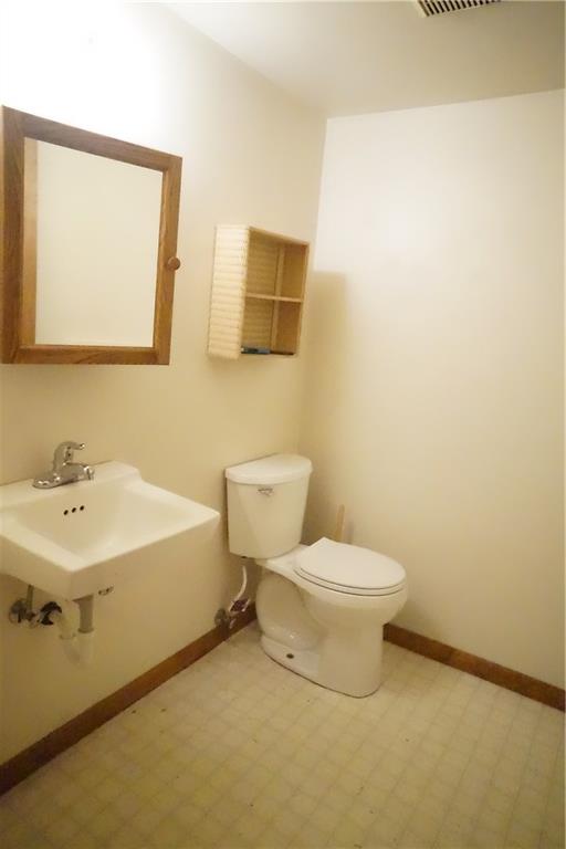 492 Whitestown Road Butler, PA 16001 - Photo 19 of 24
