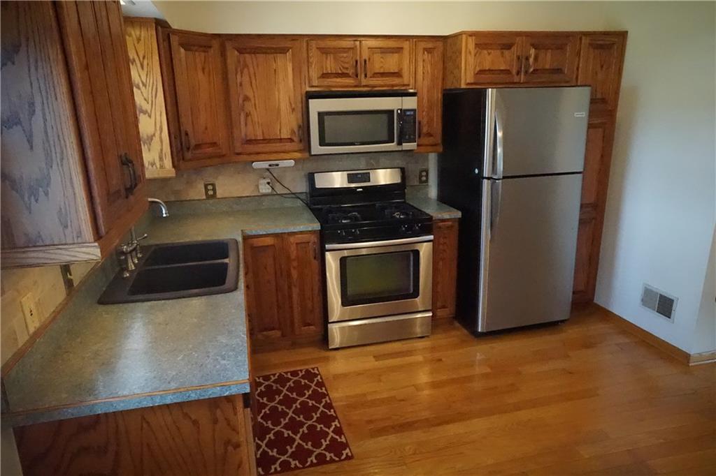 492 Whitestown Road Butler, PA 16001 - Photo 3 of 24
