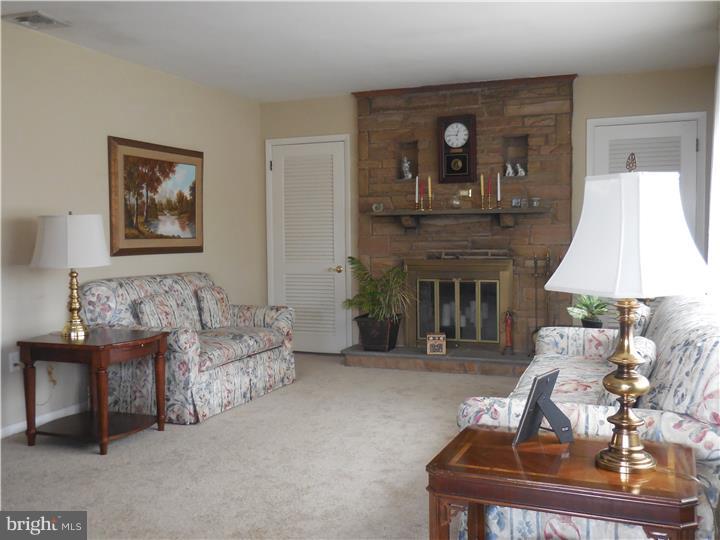 647 West Sproul Road Springfield, PA 19064 - Photo 5 of 15 Living Room