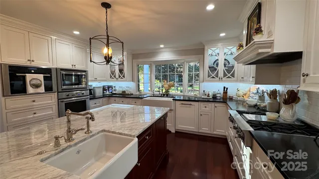 $785,000 | 5900 Lebanon Road, Mint Hill, NC 28227