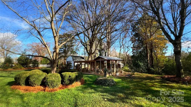 $785,000 | 5900 Lebanon Road, Mint Hill, NC 28227
