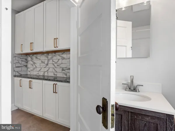 $745,000 | 3 Elliott Road, Annapolis, MD 21403