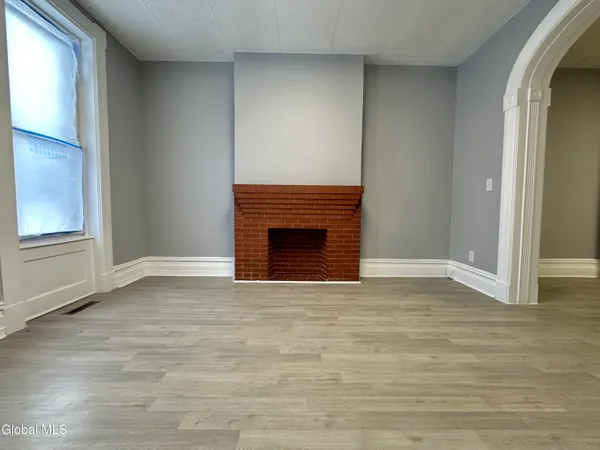 $1,800 | 1 Pawling Avenue, Unit 1, Troy, NY 12180