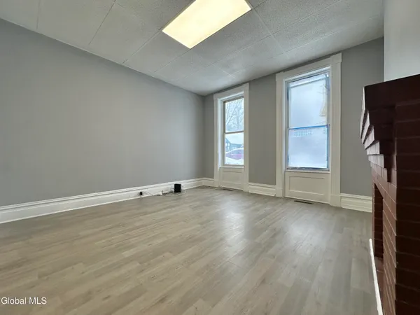 $1,800 | 1 Pawling Avenue, Unit 1, Troy, NY 12180