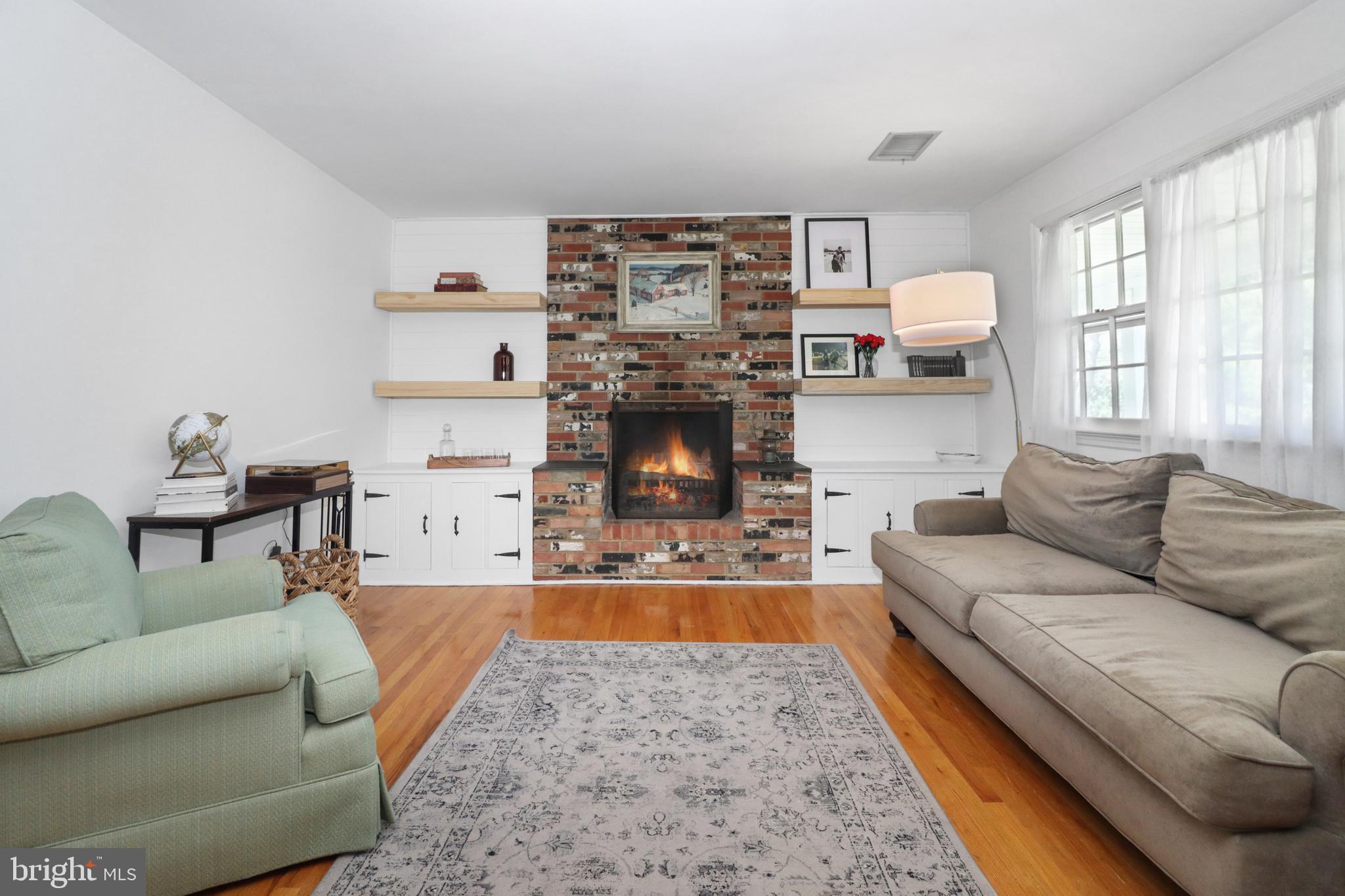 163 Hickory Corner Road Hightstown, NJ 08520 - Photo 12 of 36 Gallery Image 12