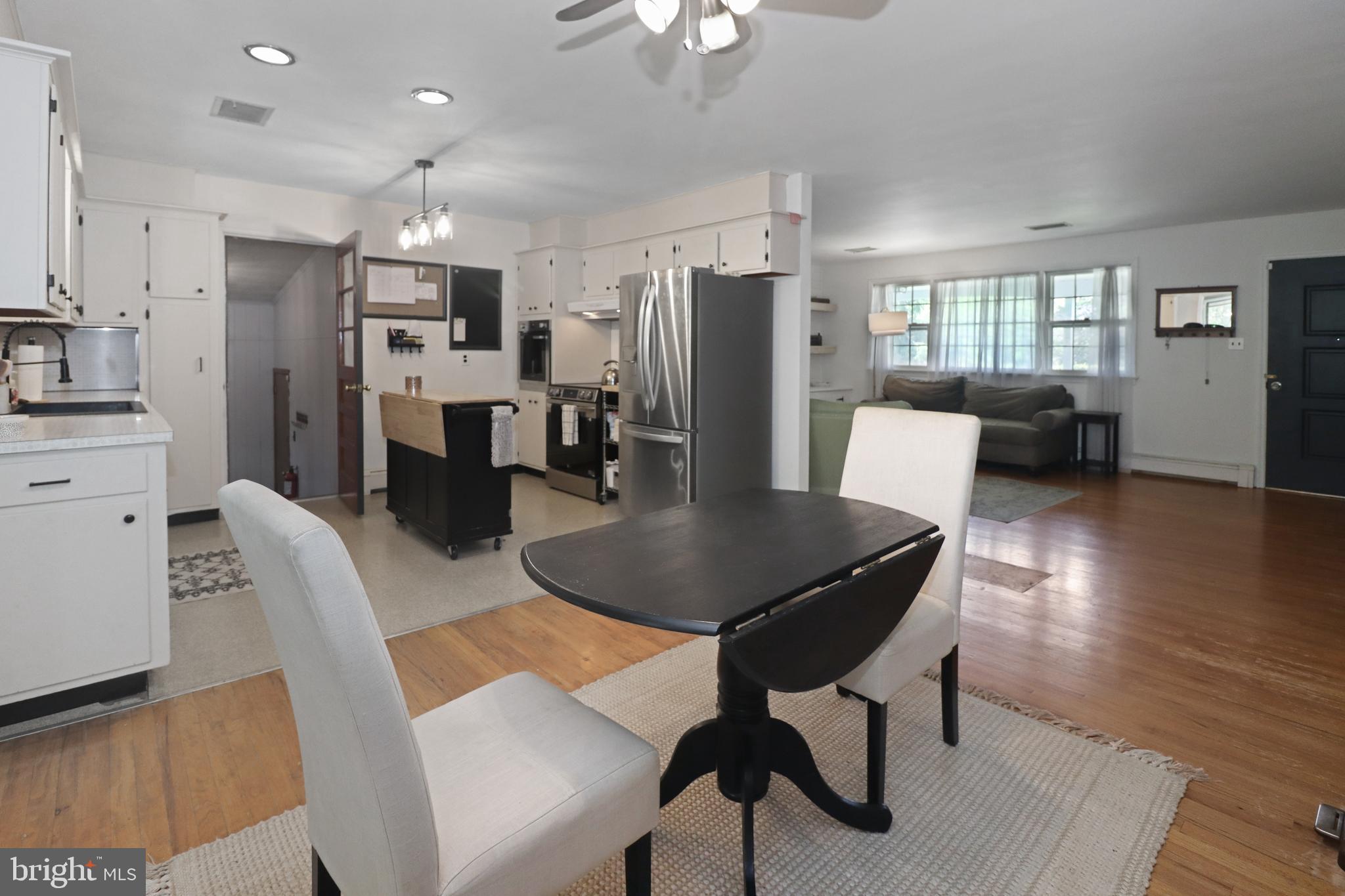 163 Hickory Corner Road Hightstown, NJ 08520 - Photo 13 of 36 Gallery Image 13