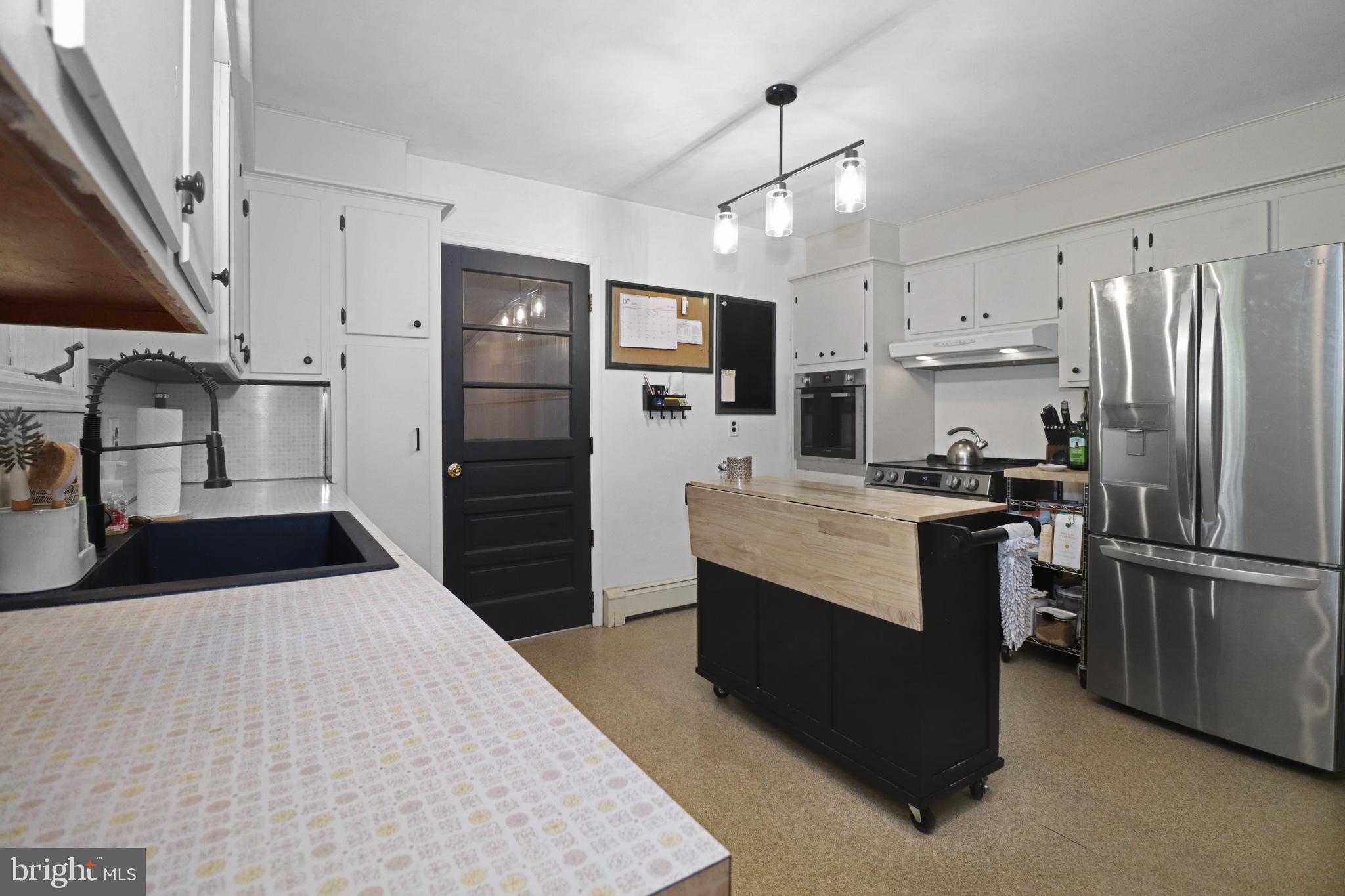 163 Hickory Corner Road Hightstown, NJ 08520 - Photo 15 of 36 Gallery Image 15