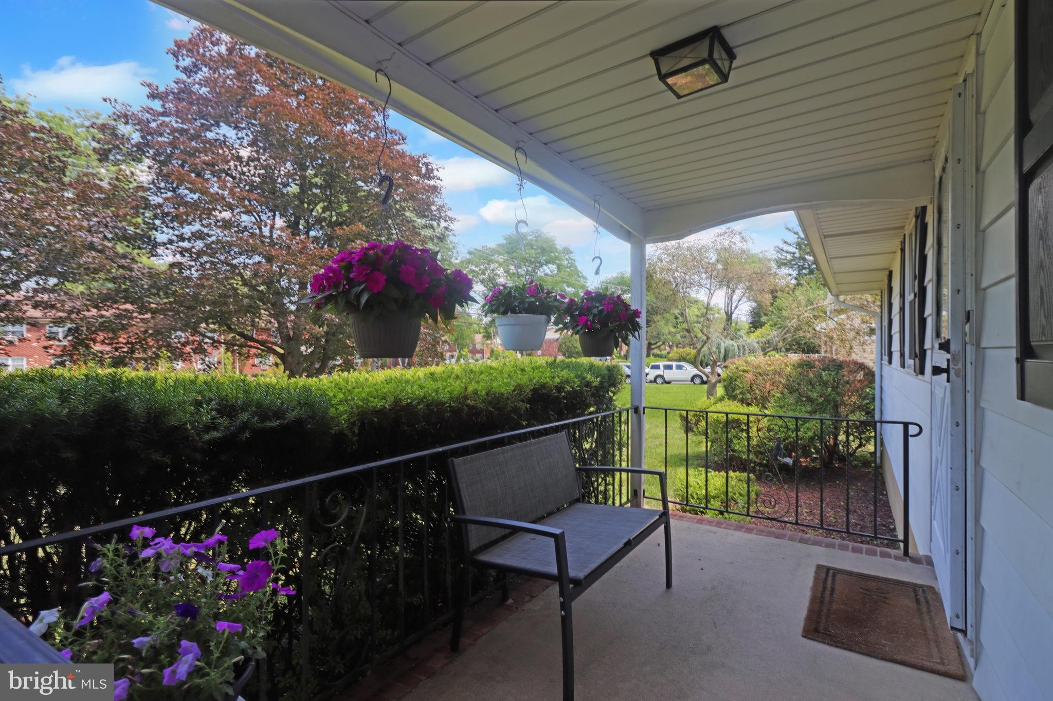 163 Hickory Corner Road Hightstown, NJ 08520 - Photo 3 of 36 Gallery Image 3