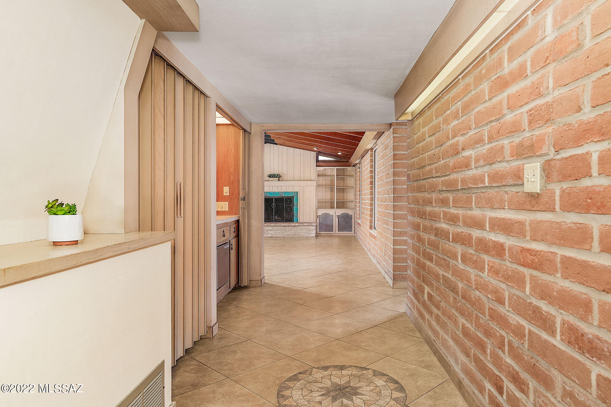 4043 North Pontatoc Road Tucson, AZ 85718 - Photo 10 of 42