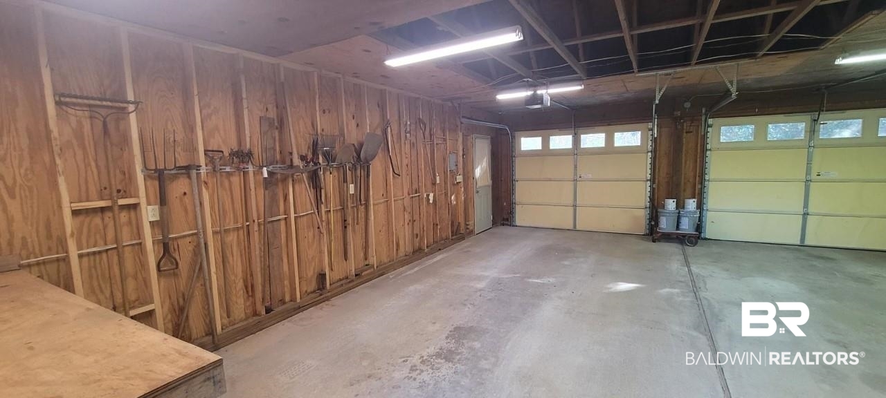 19091 Thompson Hall Road Fairhope, AL 36532 - Photo 25 of 38 Garage